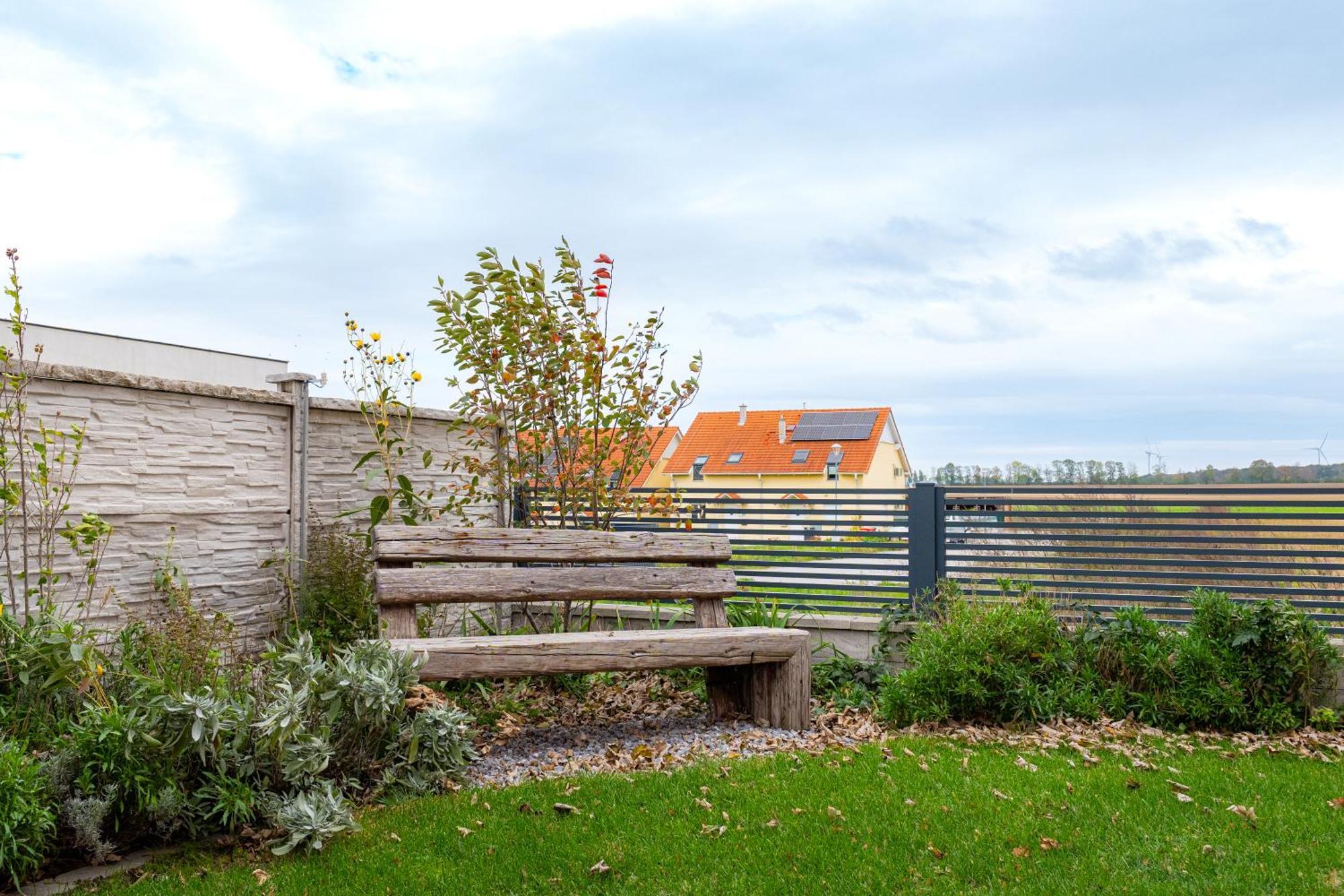 Villa Rose Close To Vienna & Airport Maria Ellend Dış mekan fotoğraf